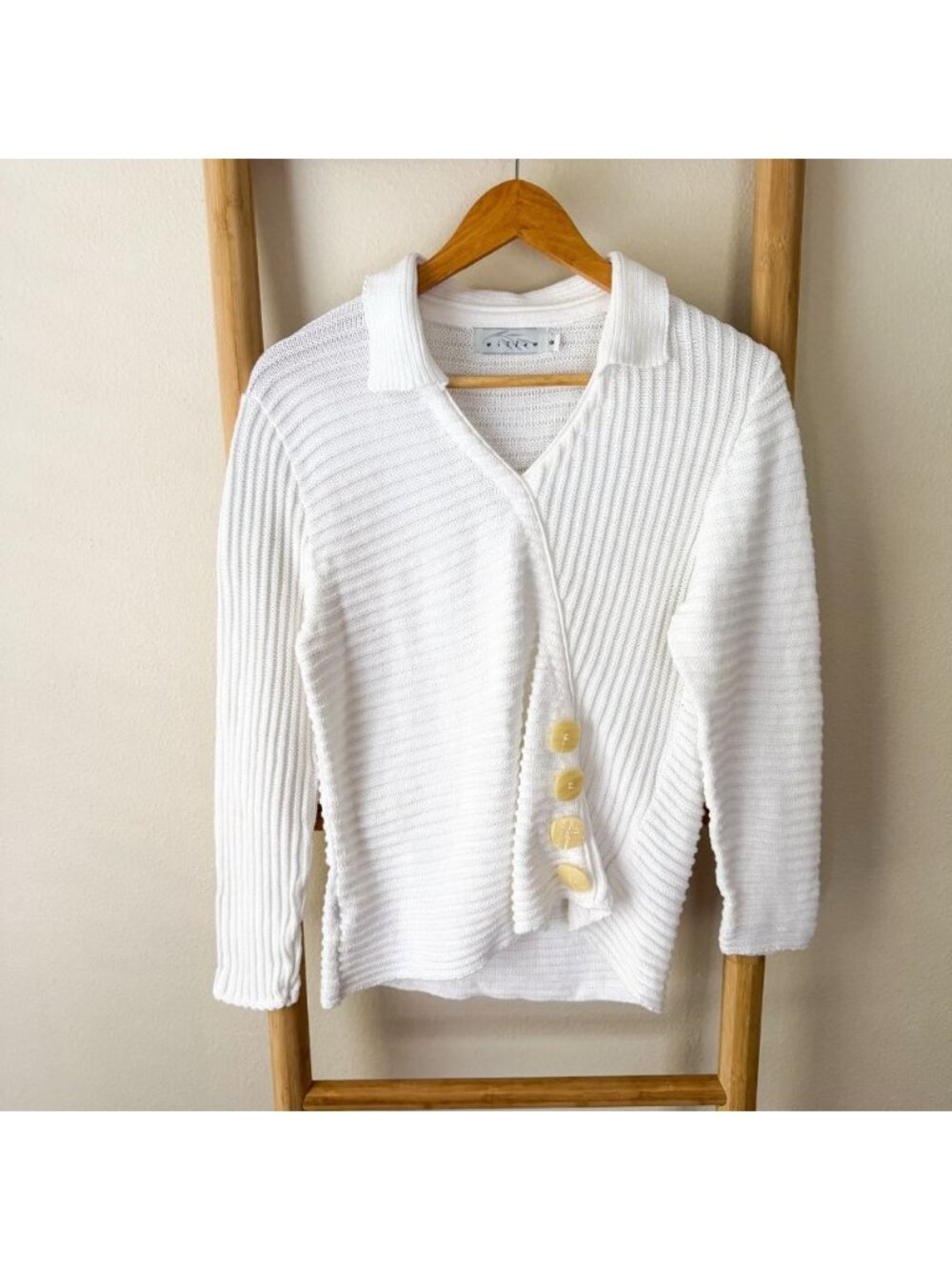 Willow White Rib Knit Wrap V Neck Sweater Button Front Womens Small